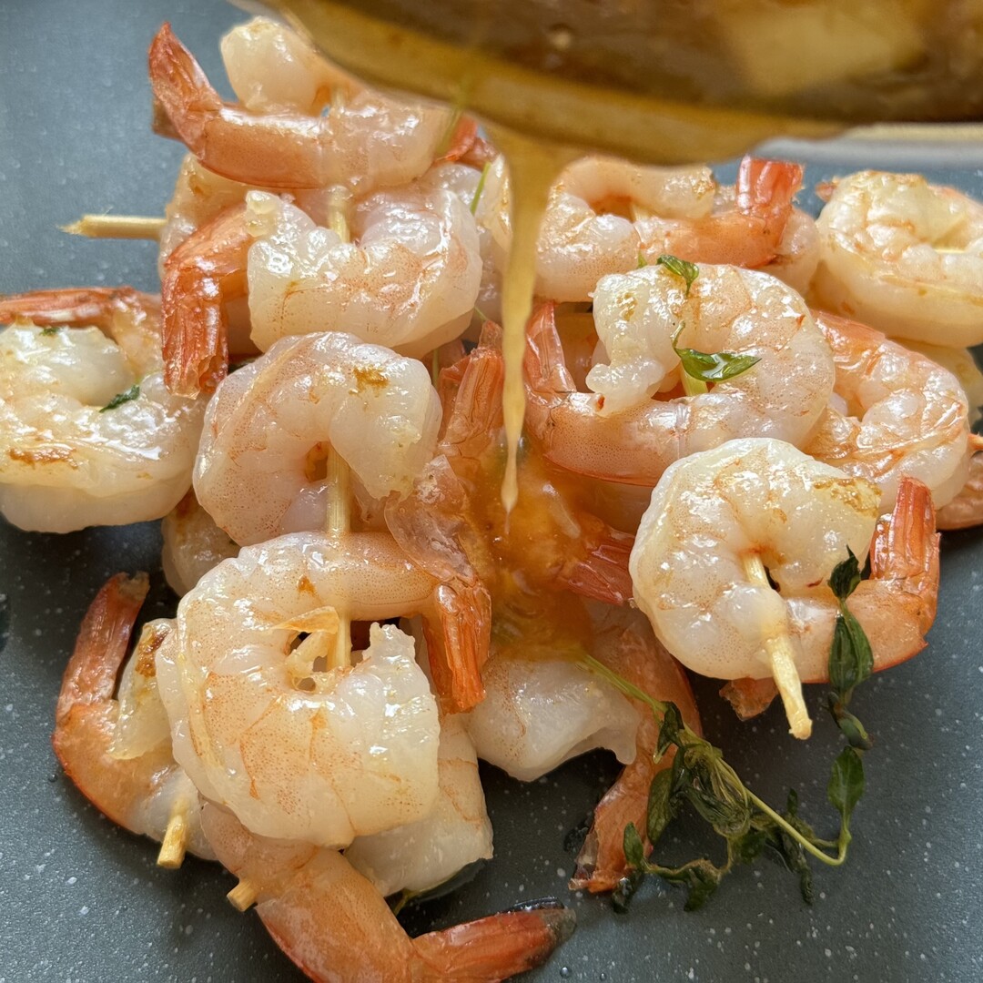 Citrus-Glazed Shrimp Skewers with Grapefruit and Honey 